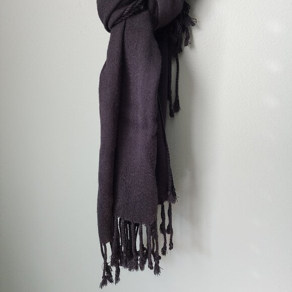 Black Jumbo Pashmina Wrap Scarf - Picture 6 of 6